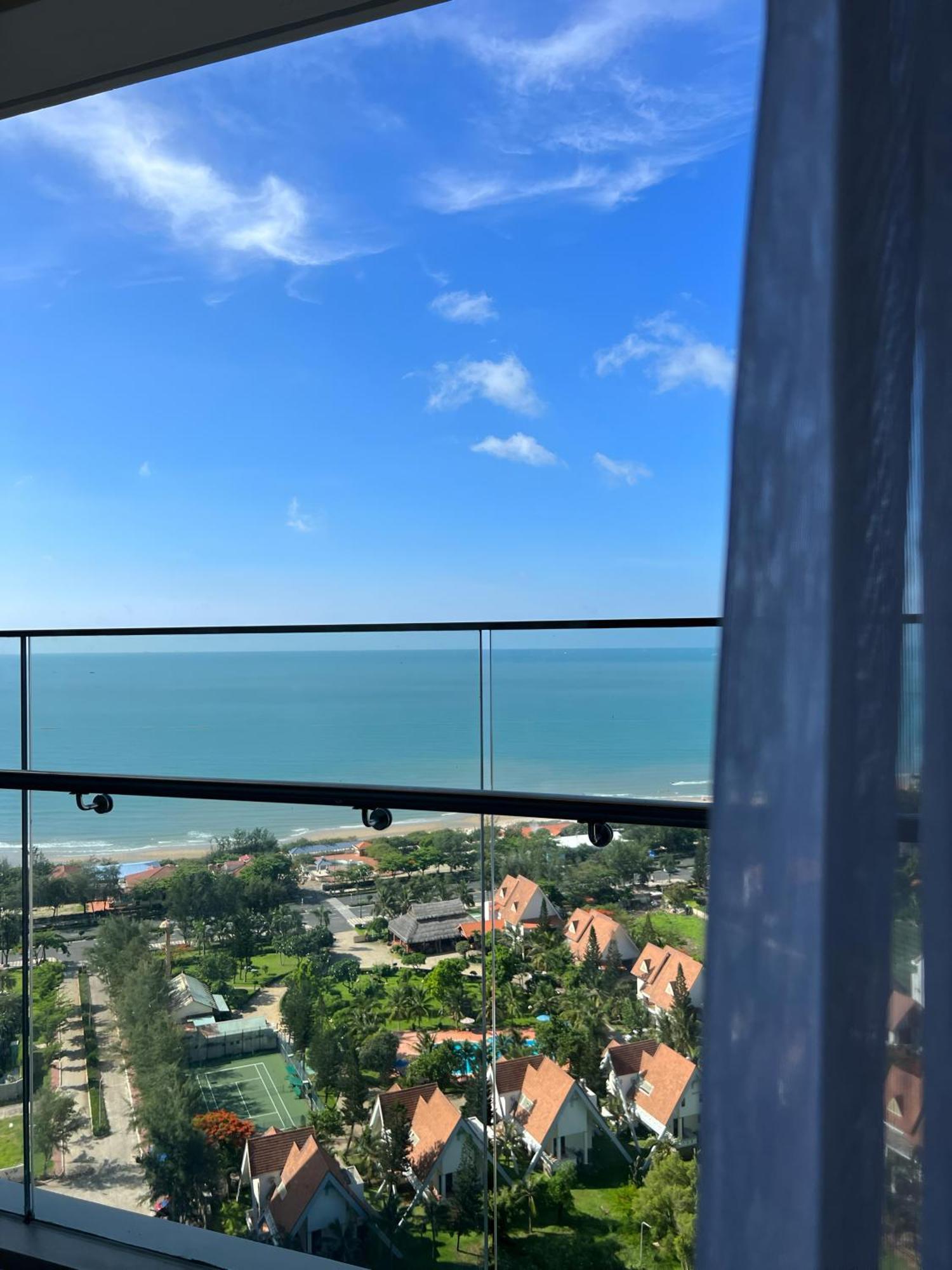 Infinity Pool Luxury Apartment The Song Vung Tau Exterior photo